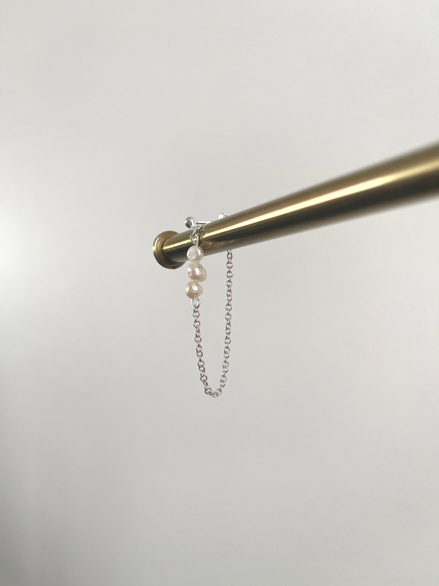 Mono boucle GARANCE (doré ou argenté)